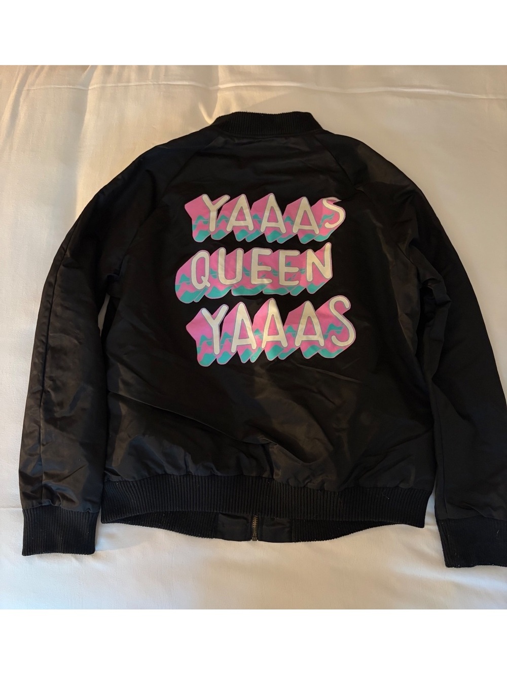 Wildfang Yaaas Queen Yaaas Broad City Bomber Jacket Size M Rare 2017 YQY